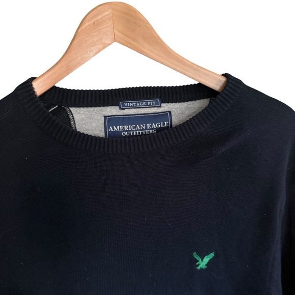 American Eagle Men’s Vintage Fit Navy Blue Crew Neck Sweater Size M Classic Y2K - Picture 4 of 10